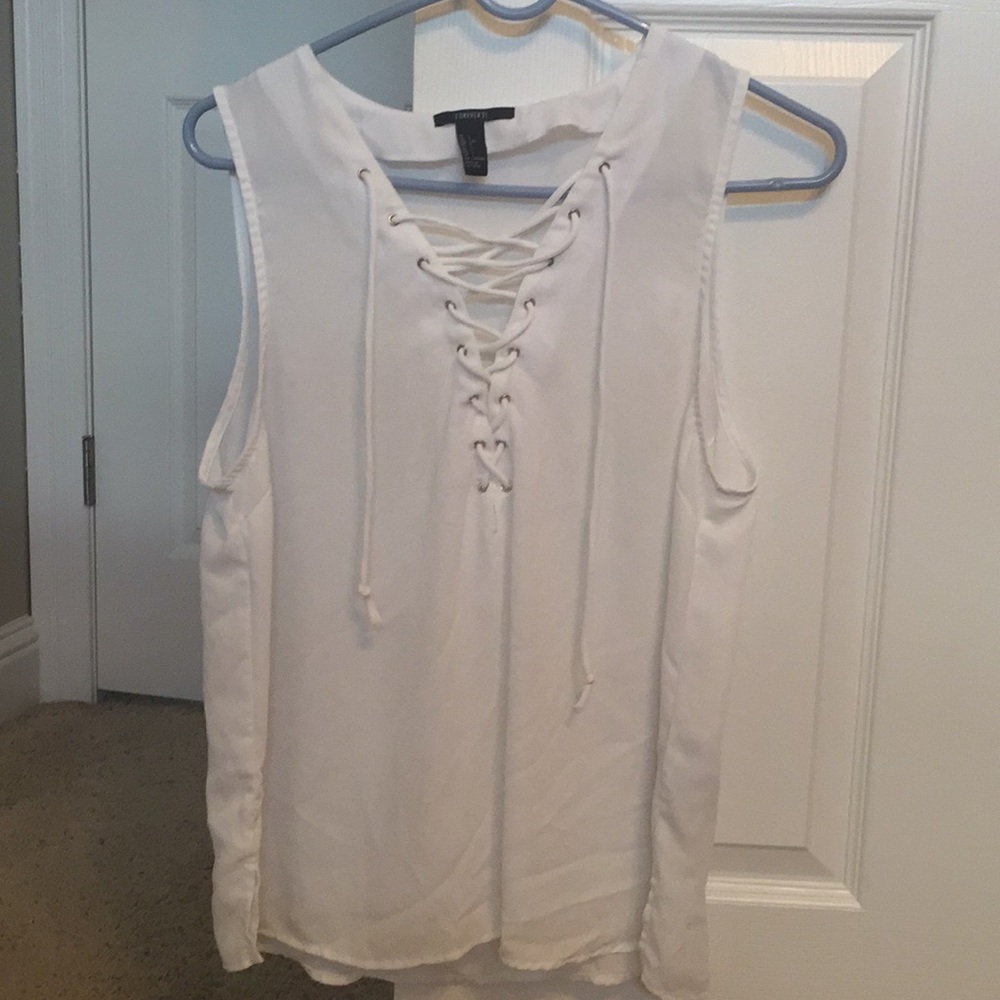White lace up tank top